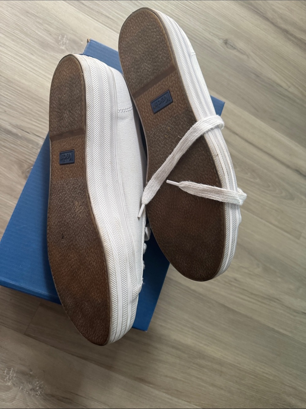 Keds Triple Kick White Canvas Low-Top Sneakers - Picture 5 of 7